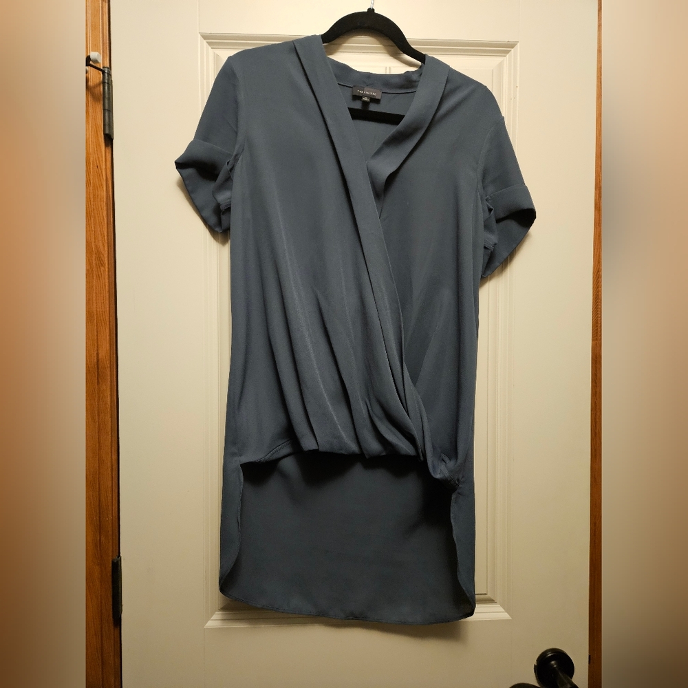 Elegant Blue the Limited Top